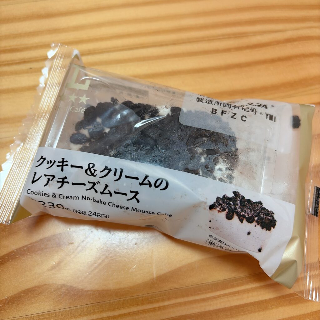 クッキー＆クリームのレアチーズムース　パッケージ