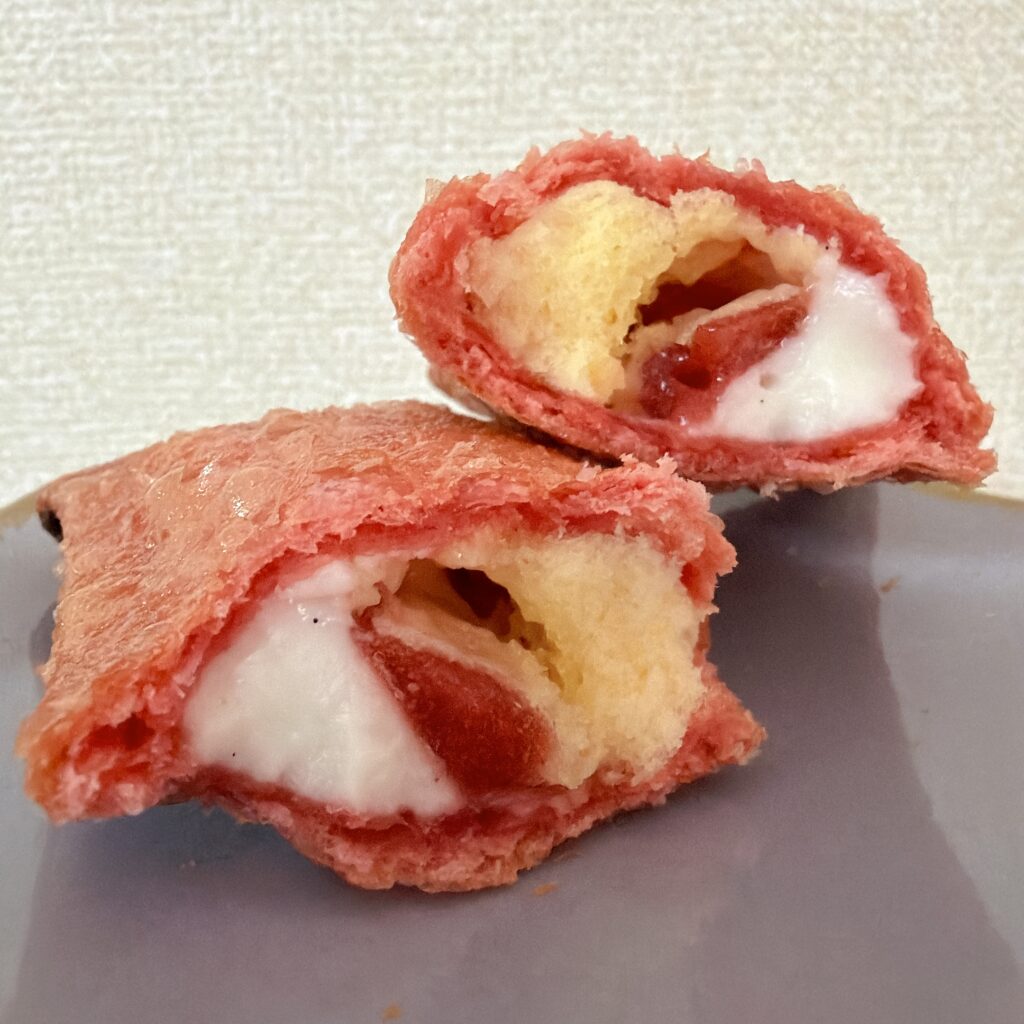 いちごショートケーキパイ　断面