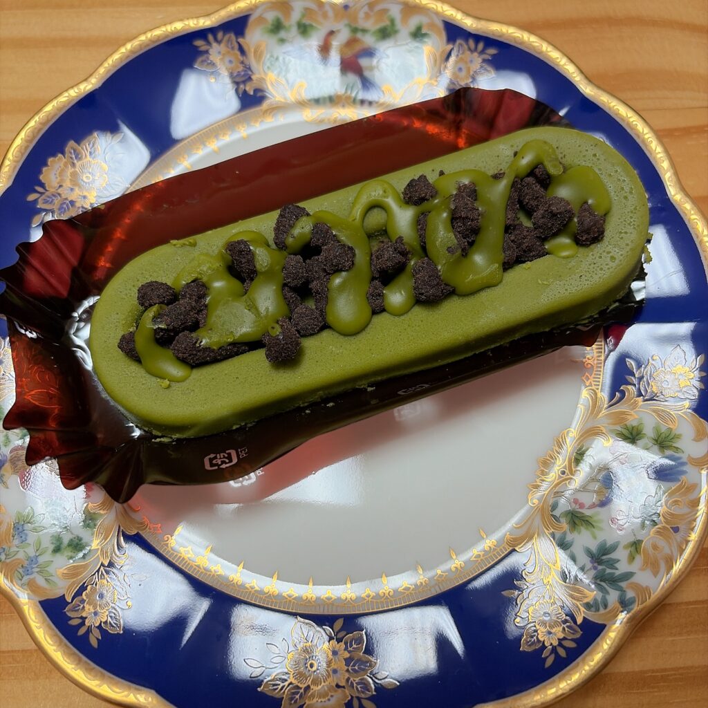 京都ブラックサンダー　宇治抹茶のガトーショコラ　中身