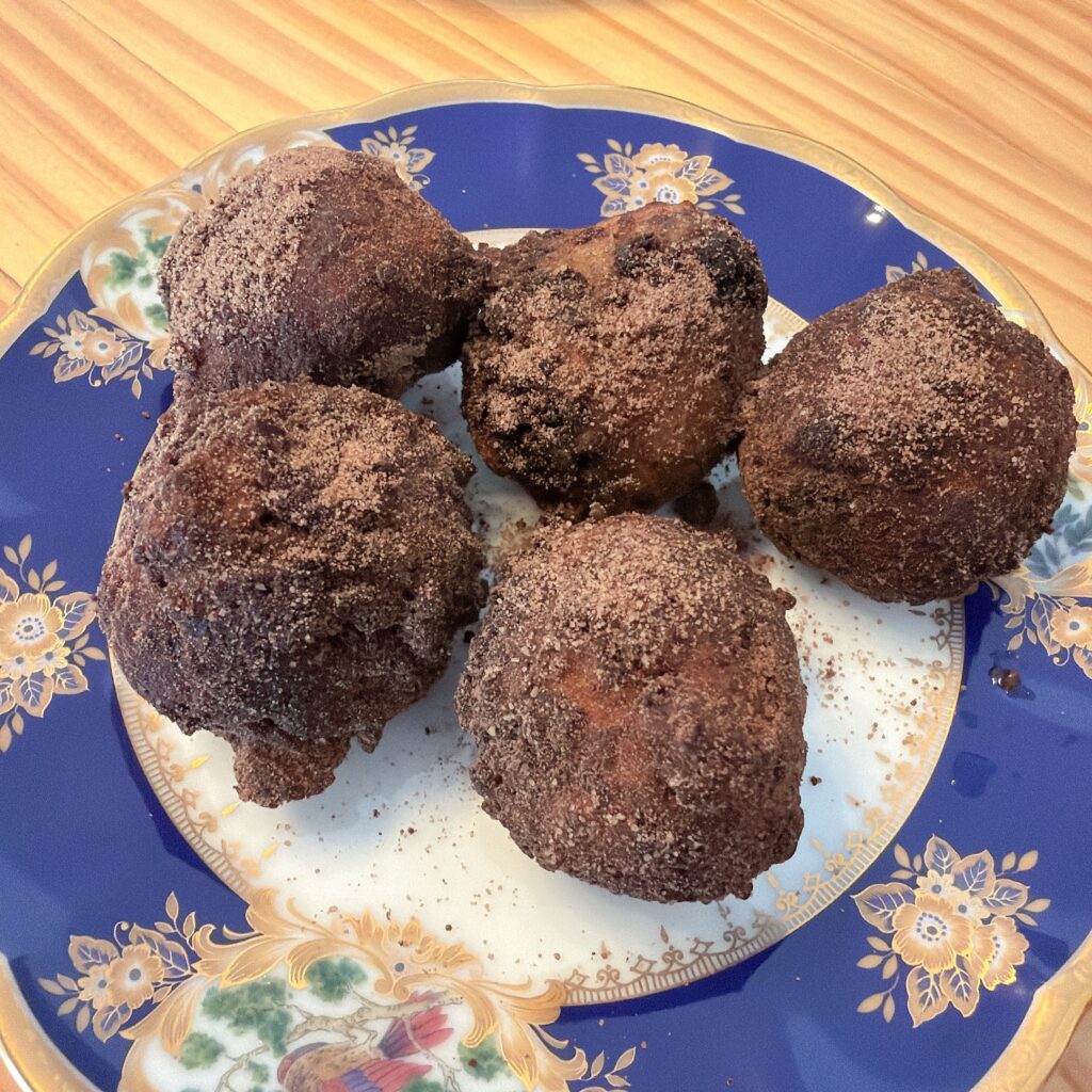 うどーなつ チョコ味　中身